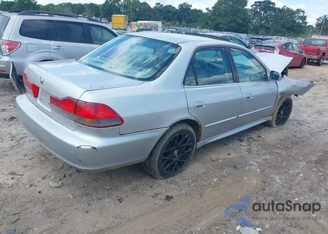 2001 Honda Accord 2.3 Ex z USA, uszkodzony, nr VIN 1HGCG56691A051771